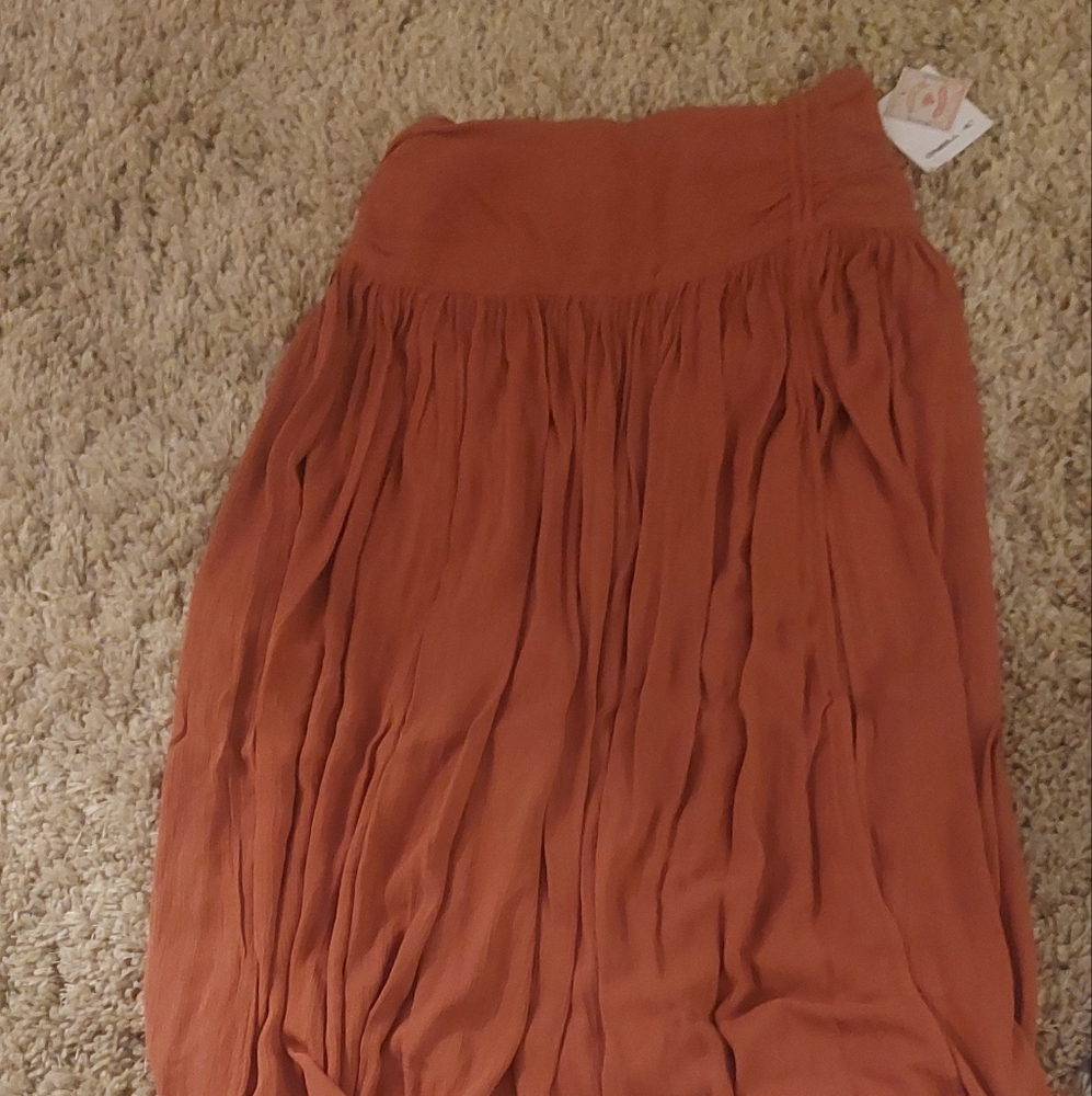 O'Neil skirt